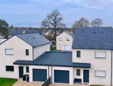Livraison de 3 maisons.